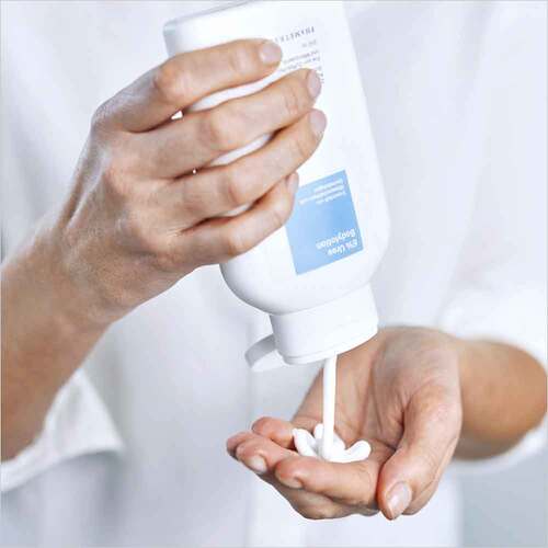 17296105-bodylotion-5-urea-4.jpg